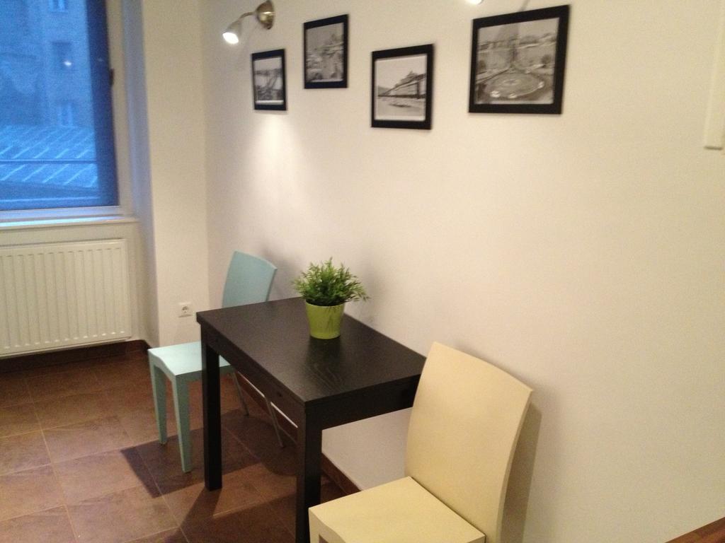 Private Apartment Centertown Будапеща Стая снимка